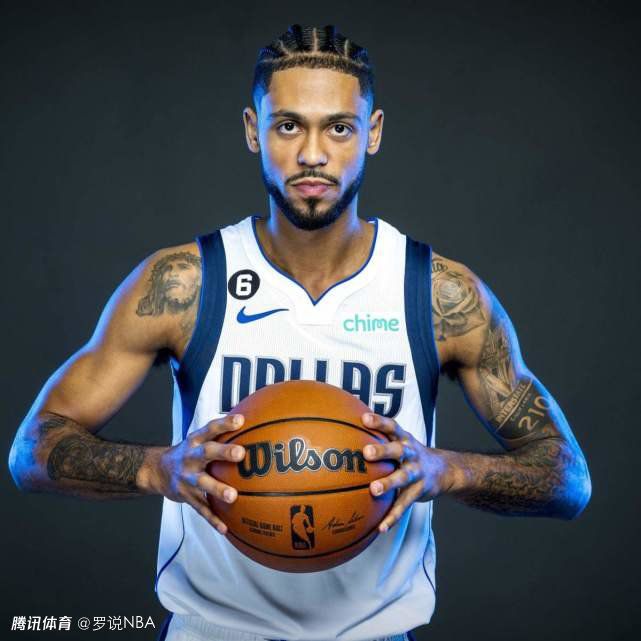 卖高跟鞋的男人